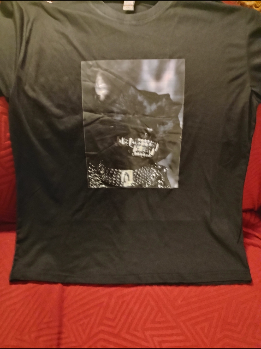Black iced out grill kitty Graphic T-Shirt  Photov. 21 inches p2p